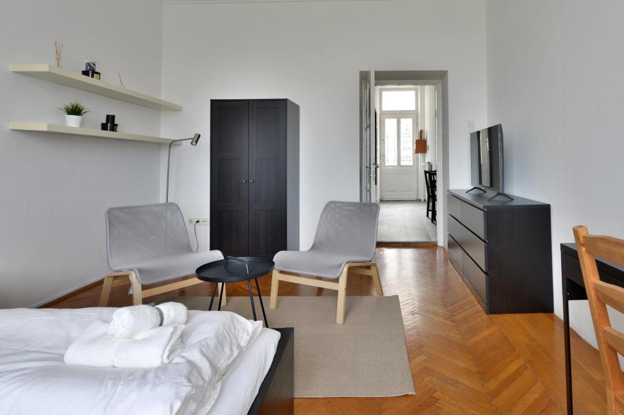 Buda Apartman House 8 Будапеща Екстериор снимка