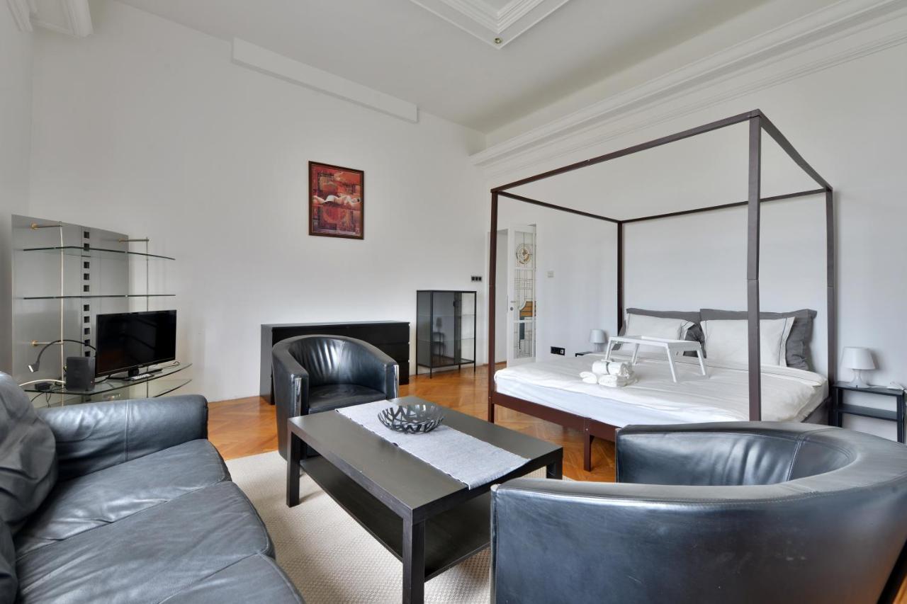 Buda Apartman House 8 Будапеща Екстериор снимка